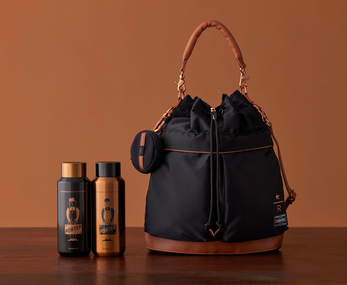 スターバックス × ポーター第2弾、「ダブルトール ラテ」をイメージ