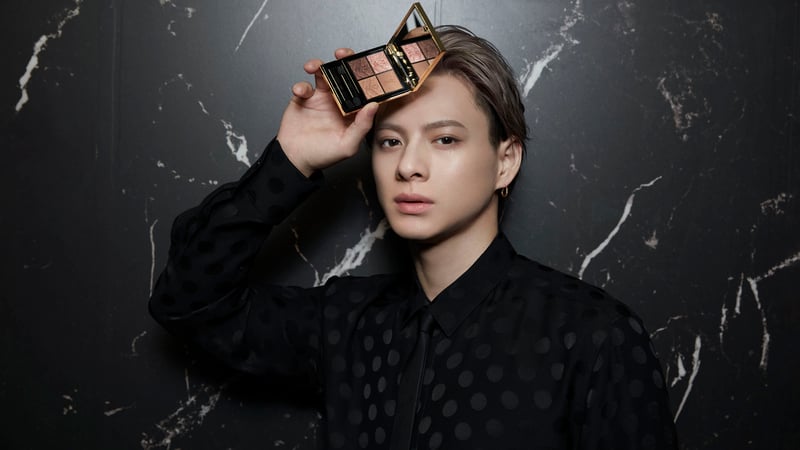 平野紫耀が魅せる名品アイシャドウ「クチュール ミニ クラッチ」 新4色