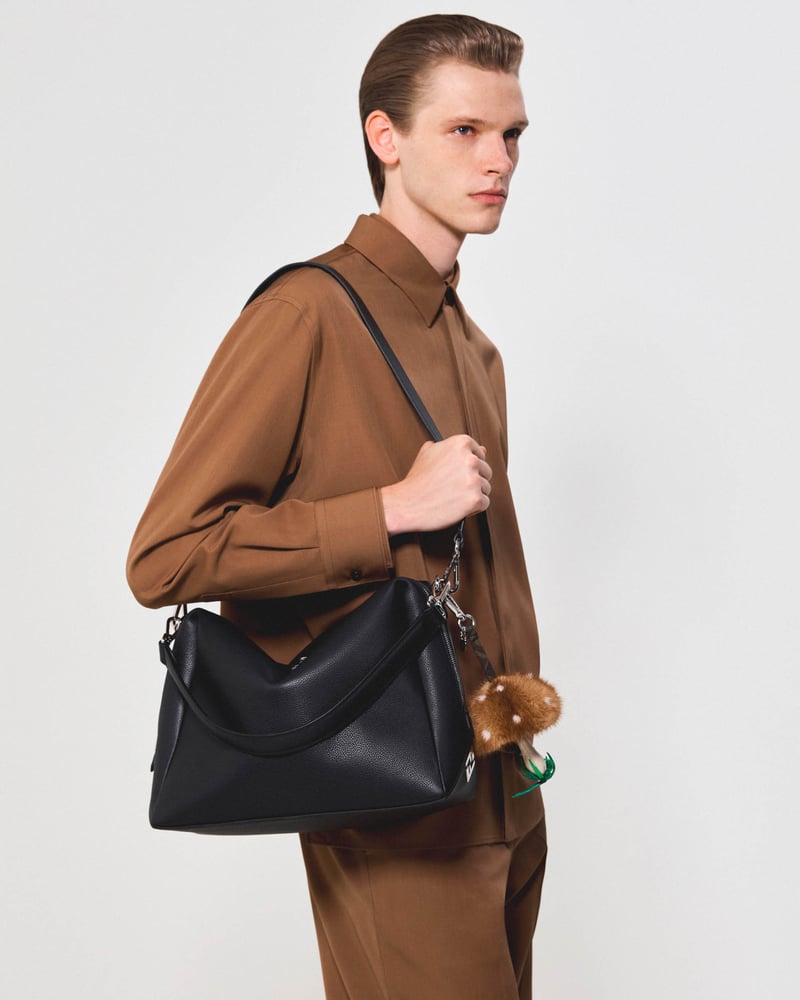 フェンディからチャームの新作が登場 リスやキノコ、フェットチーネなど