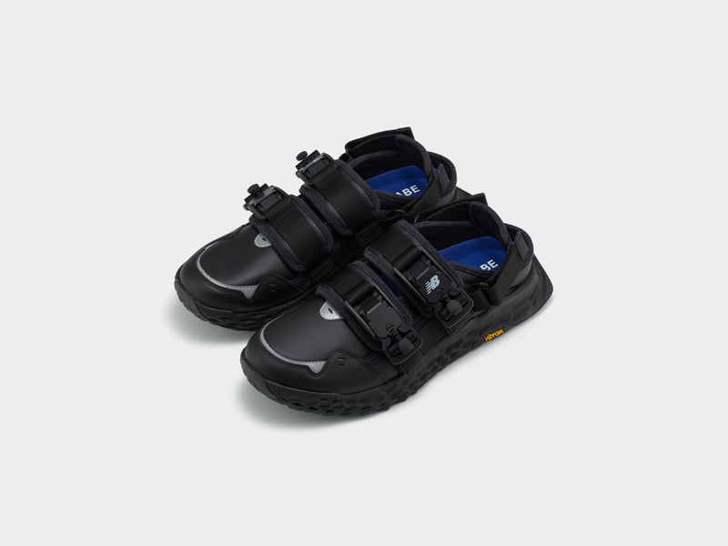 ジュンヤ ワタナベ マン×TDSニューバランス、オールブラックのサンダル