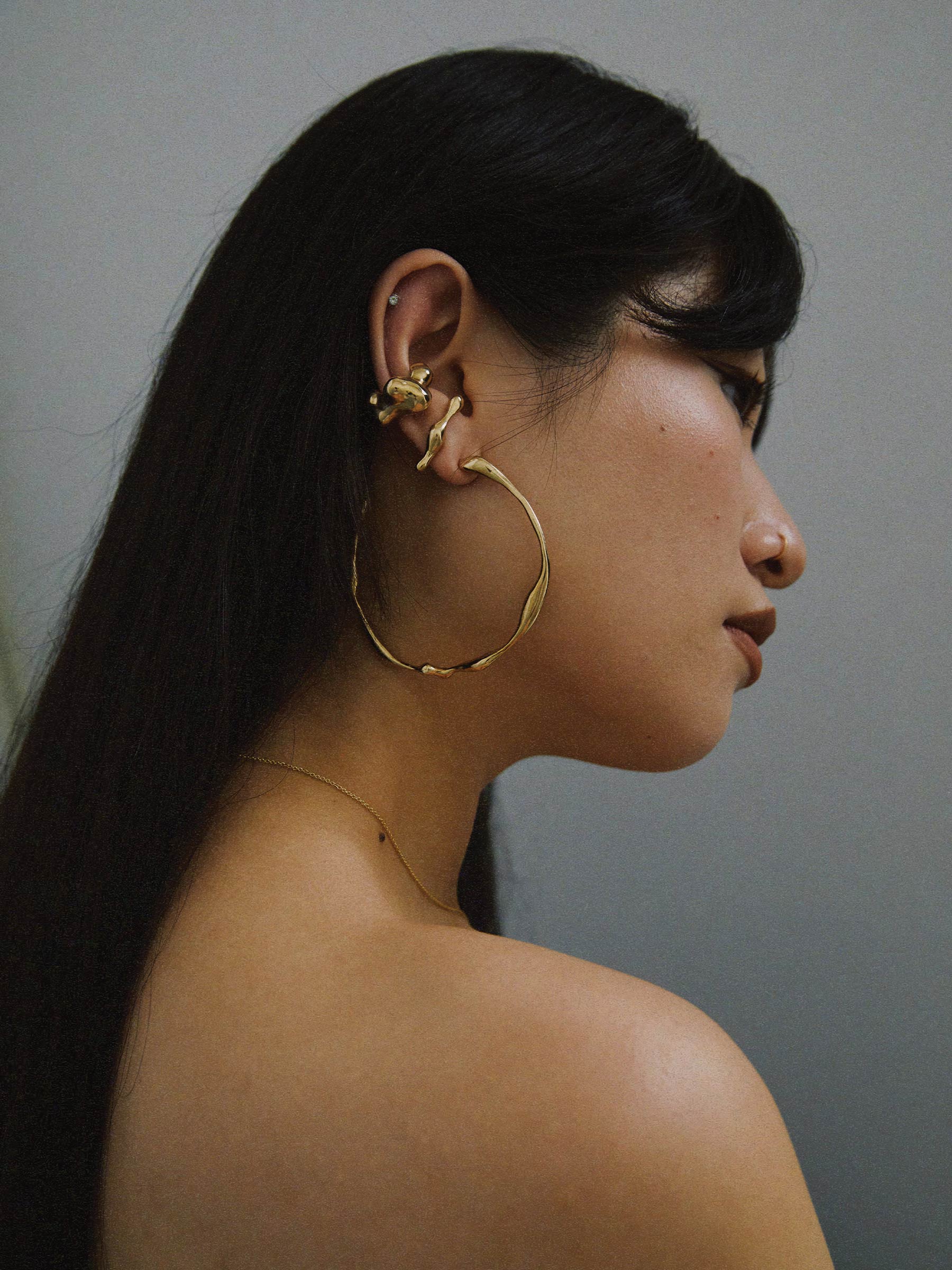 美品 FARIS シルバー Lava Small フープピアス 美品 FARIS シルバー