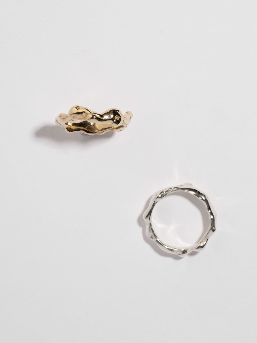 美品 FARIS シルバー Lava Small フープピアス 美品 FARIS シルバー