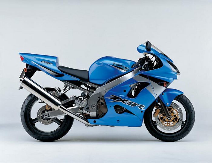 Kawasaki 900 ZX-9R 2002 - Motorcycle specifications, reviews, photos