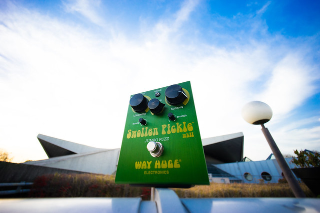 ビッグマフ系極太ファズWAY HUGEのSwollen Pickle – Akihiko Matsumoto