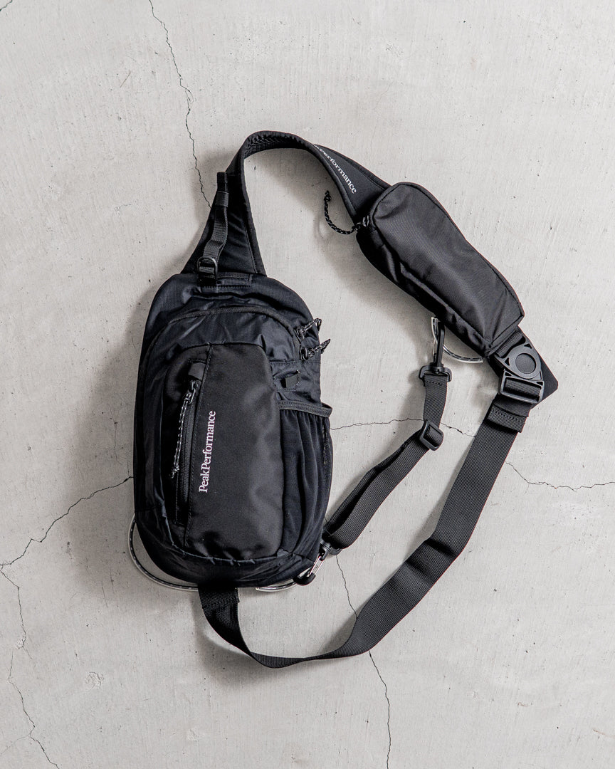通販] Peak Performance (ピーク パフォーマンス)Outdoor Slingbag