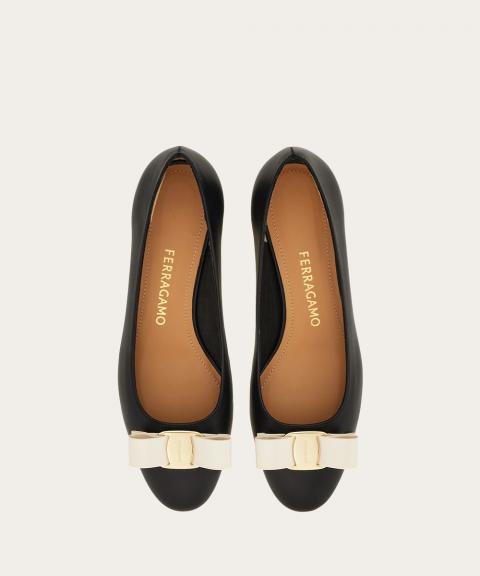 FERRAGAMO/フェラガモ_Women通販 | ヴァラ【送料無料】 | 三越伊勢丹の