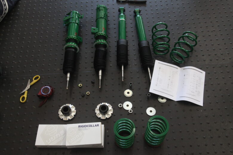 ロードスター NB8Cにオートエグゼ車高調の取付と四輪アライメント