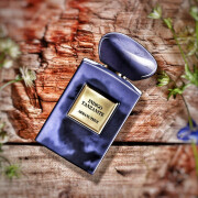 Indigo Tanzanite Giorgio Armani 香水- 一款2022年中性香水