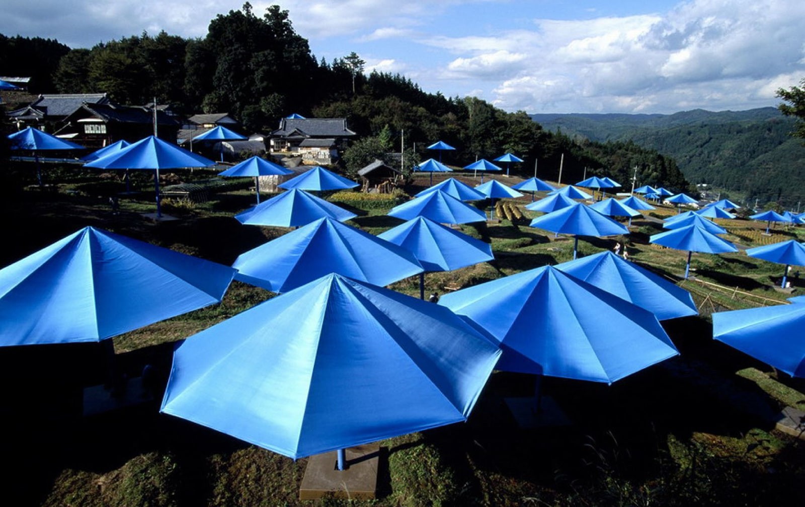 Buy Christo & Jeanne-Claude - The Umbrellas, Japan