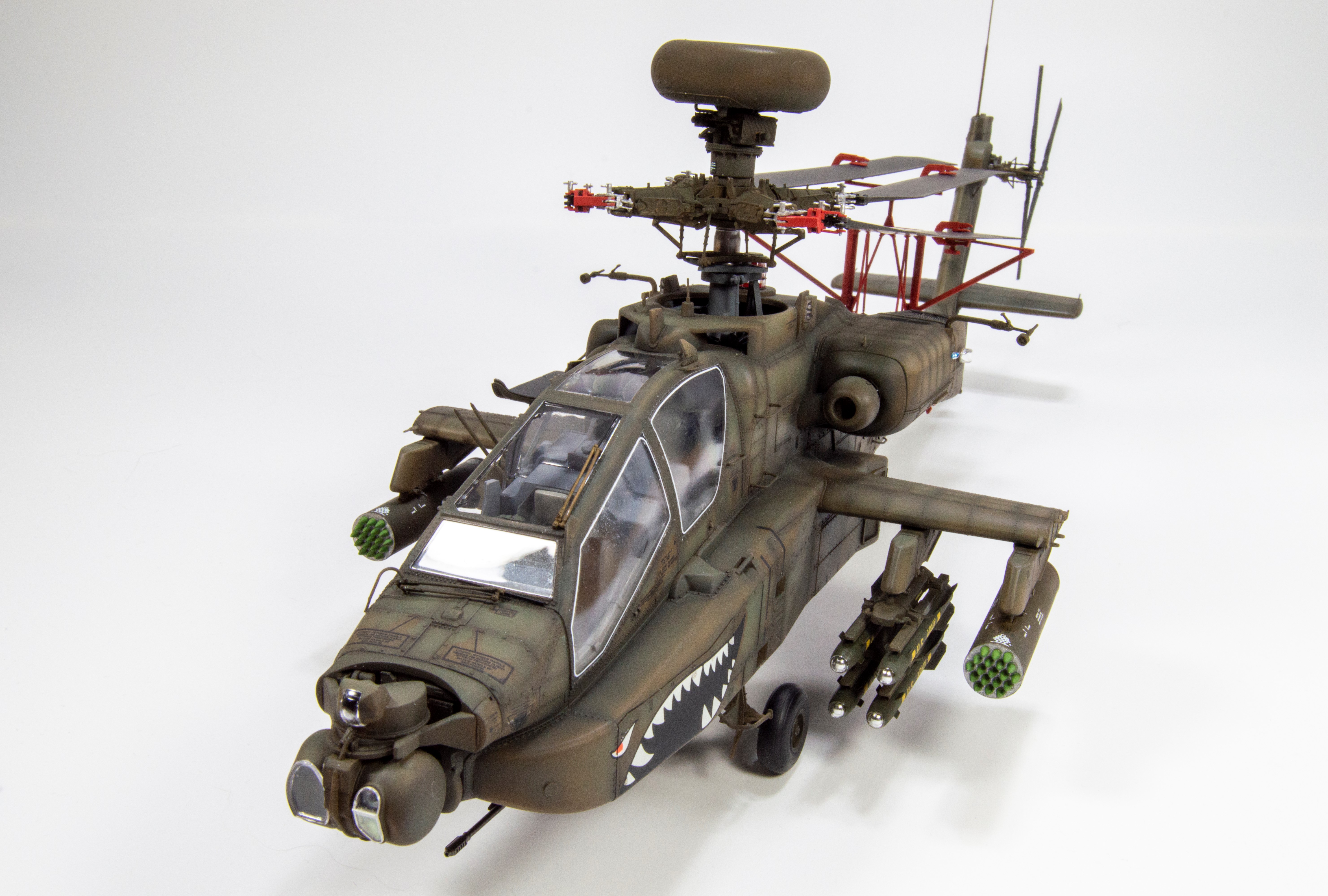 Takom 1/35 scale AH-64D Apache Longbow plastic model kit review