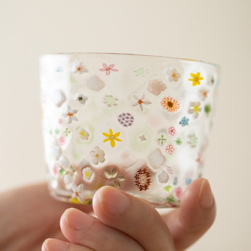 江波冨士子 | 作家プロフィール | ひと | filament