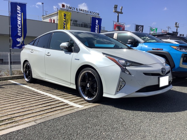 プリウス 50系 DAA-ZVW50，DAA-ZVW51 | 装着ギャラリー | カーポート