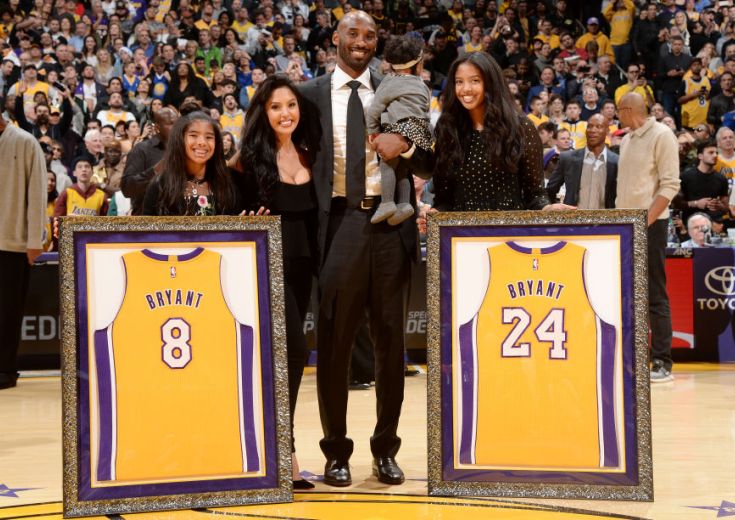 レイカーズの『伝説』コービー・ブライアントが着けた「8」と「24」が