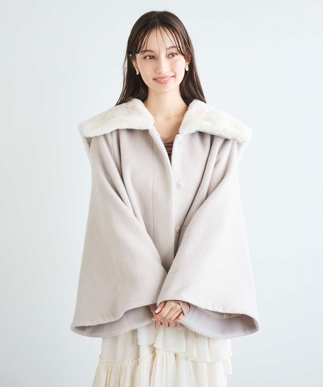 フェイクファービッグカラーケープコート｜PETAL ONLINE（ペタル