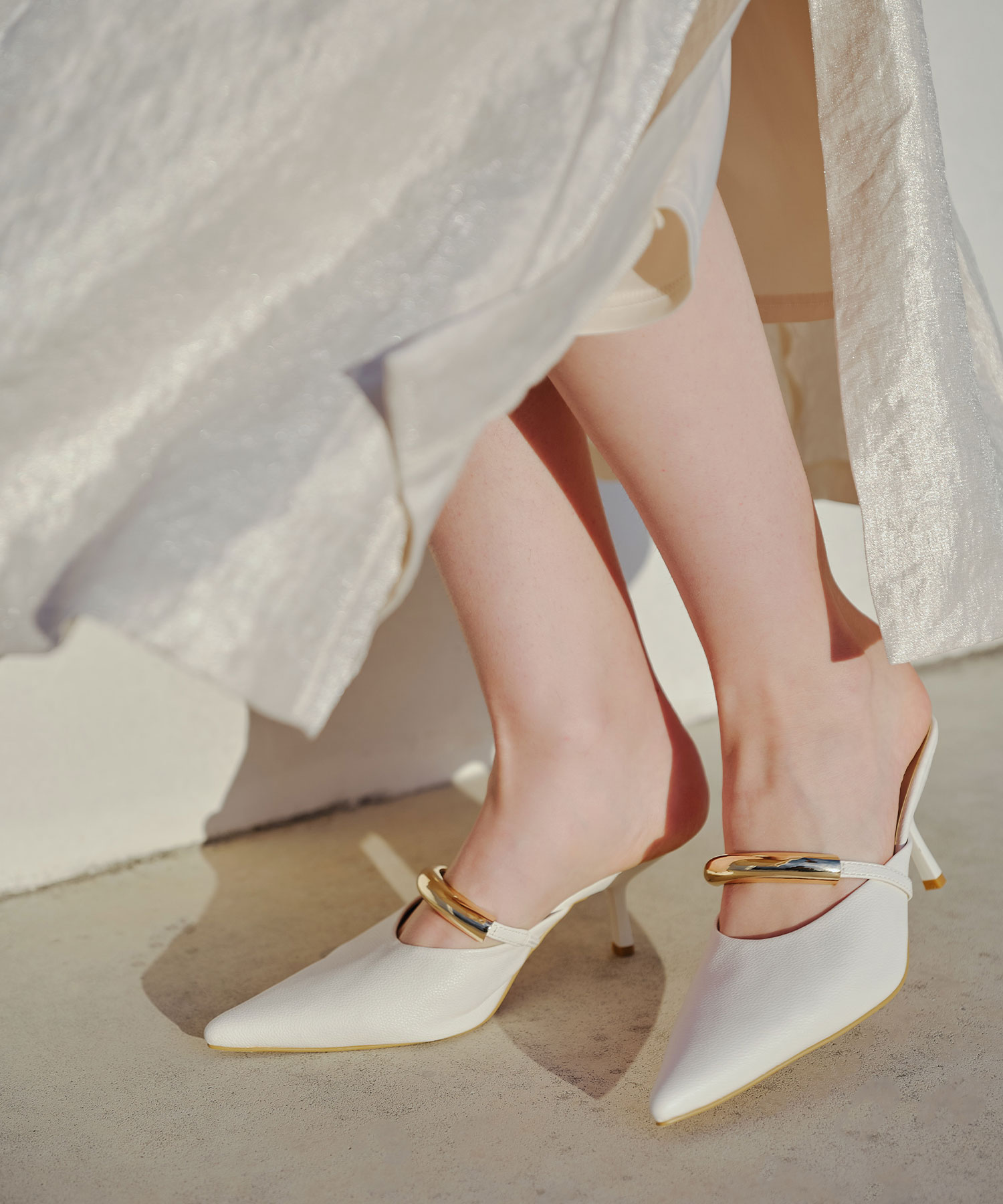 ゴールドモチーフポインテッドミュール｜PETAL ONLINE（ペタルオンライン）