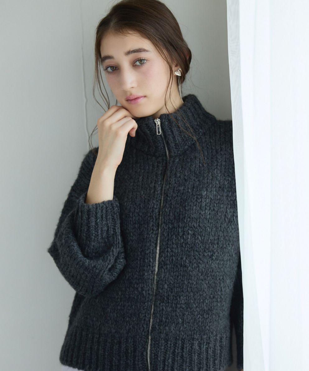 ジップアップニットカーディガン｜Stola.（ストラ）公式通販サイト