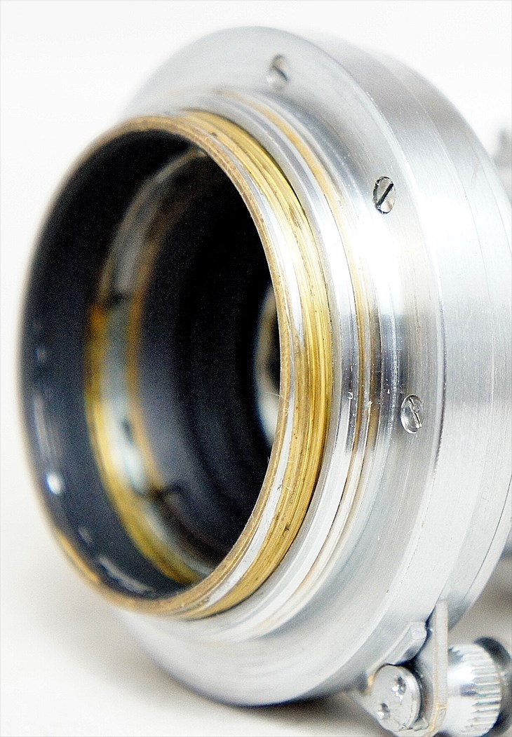 ふんわりとした柔らかい描写を堪能♪ Summar（ズマール）50mmF2 整備済み