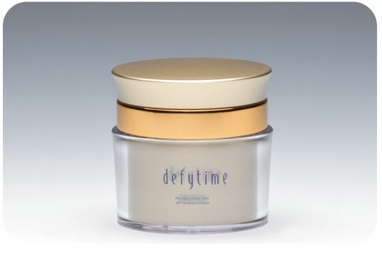 世界初*！ 老化の原因に働く最新の「テロメア理論」を基にした