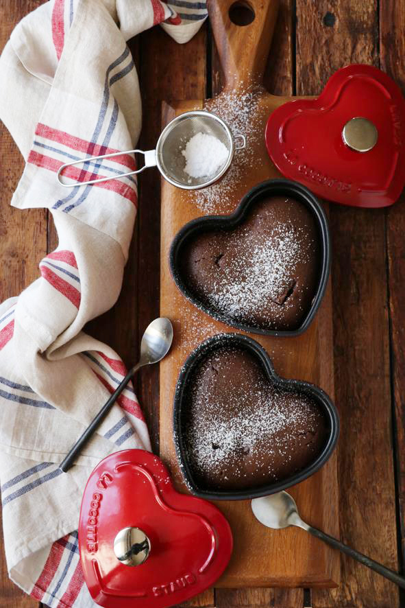 鋳物ホーロー鍋ブランドの「ストウブ」がスモールハートココットを販売