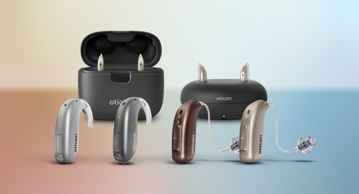 世界初*1となる高度な人工知能搭載補聴器「オーティコン モア」が