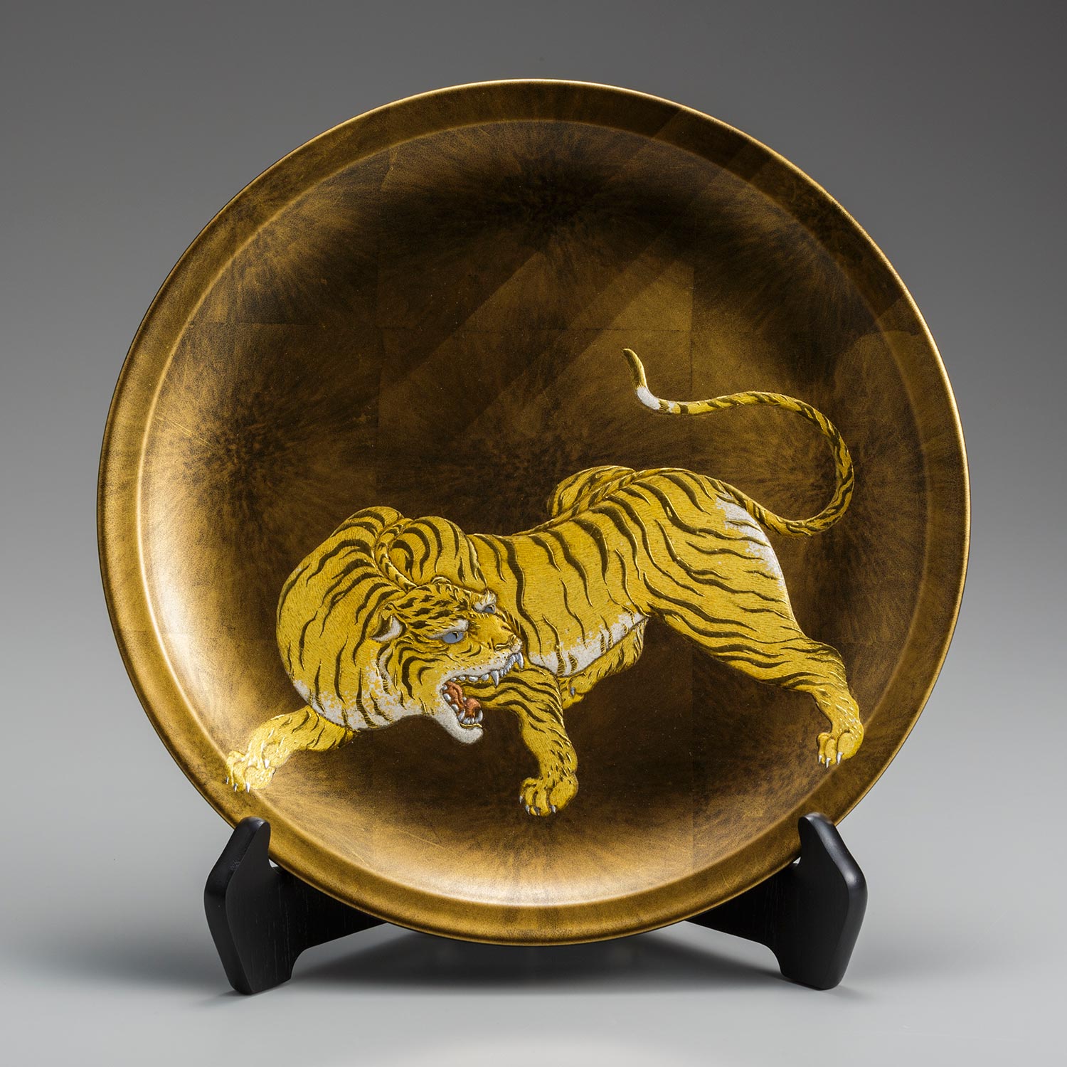 飾り皿 虎 | HAKUICHI BUSINESS｜日本らしい金箔のお土産やインテリア
