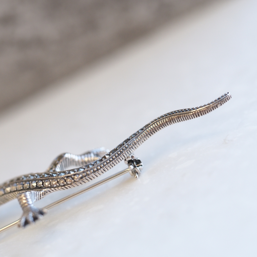 202C0095-GF】SV マーカサイト トカゲ ブローチ | 【碌山】公式 卸専用