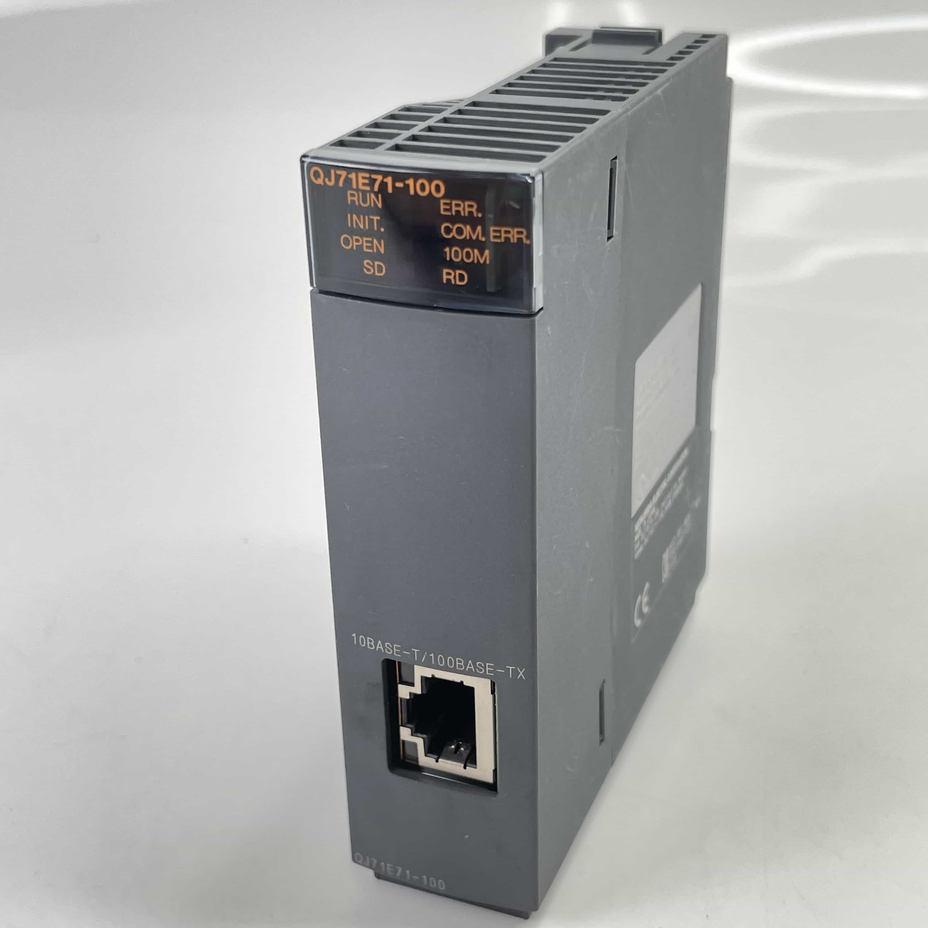 QJ71E71-100 2015年製 MELSEC-Q Ethernetインタフェースユニット 三菱