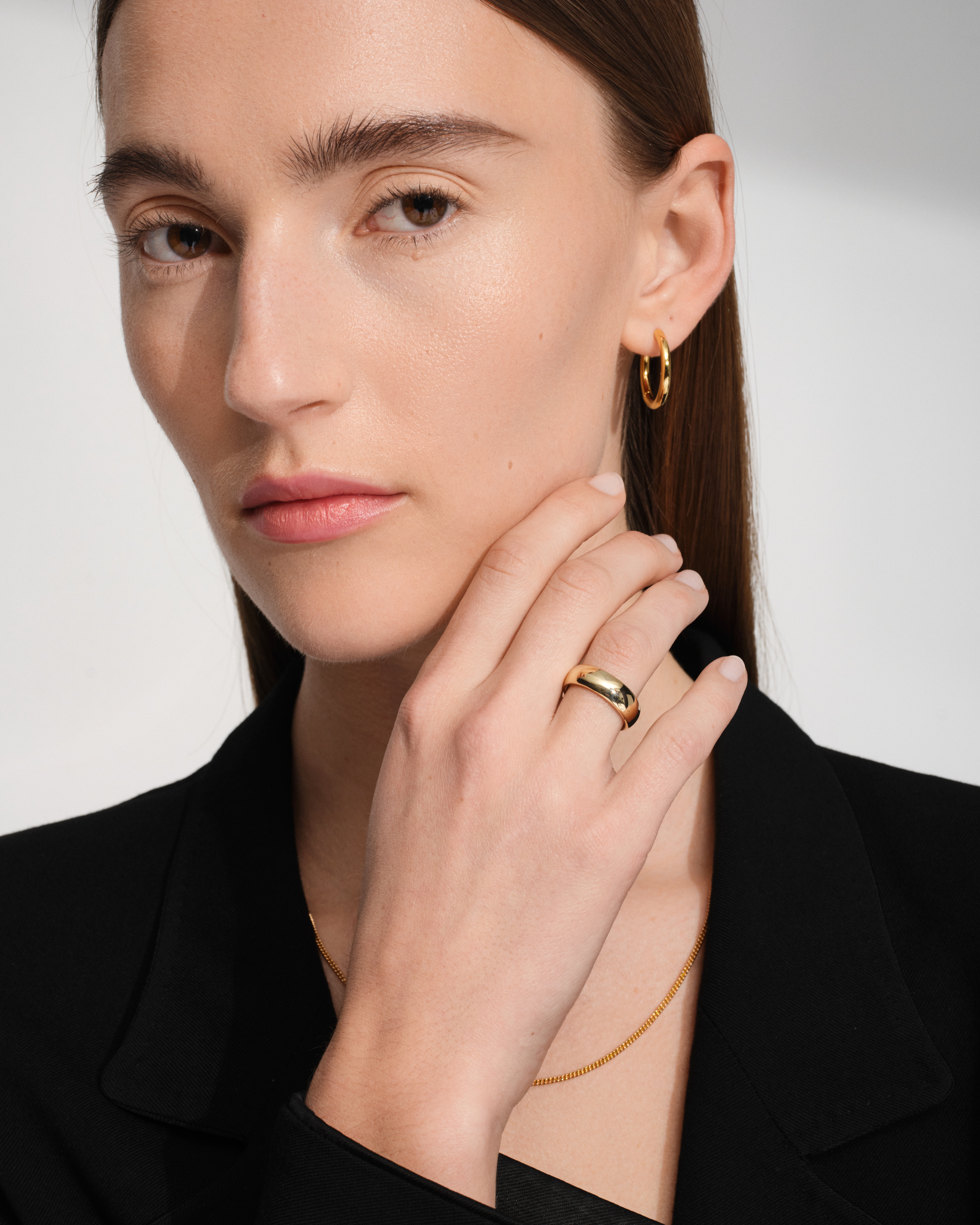 Classic Hoop Small Gold - Tom Wood Project Official Online Store