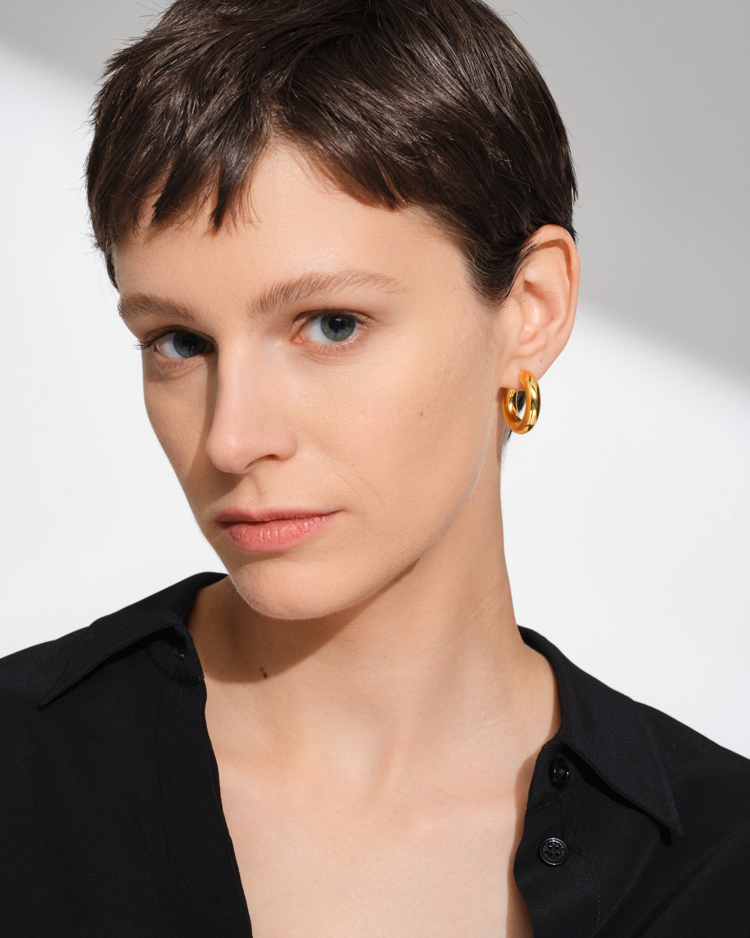 Classic Hoops Medium Gold - Tom Wood Project Official Online Store