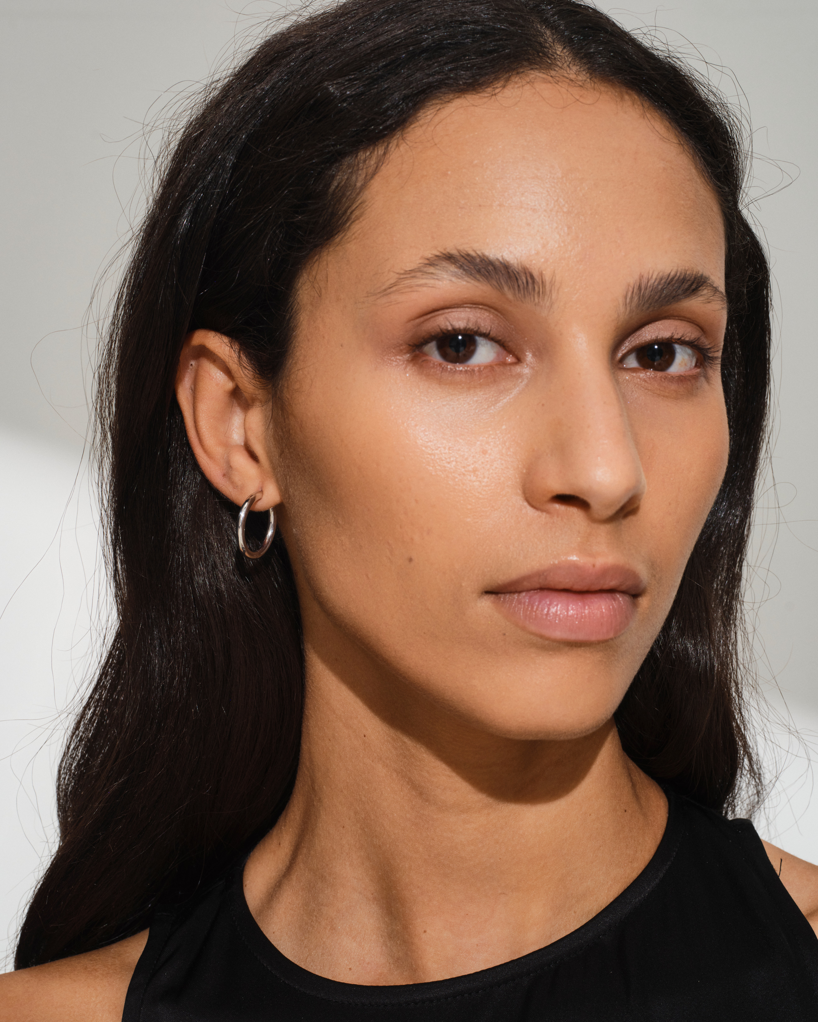 Classic Hoop Medium - Tom Wood Project Official Online Store