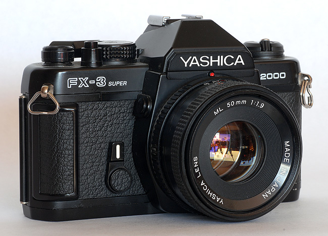 Favourite Cameras: Yashica FX-3 Super 2000 - Film AdvanceFilm Advance