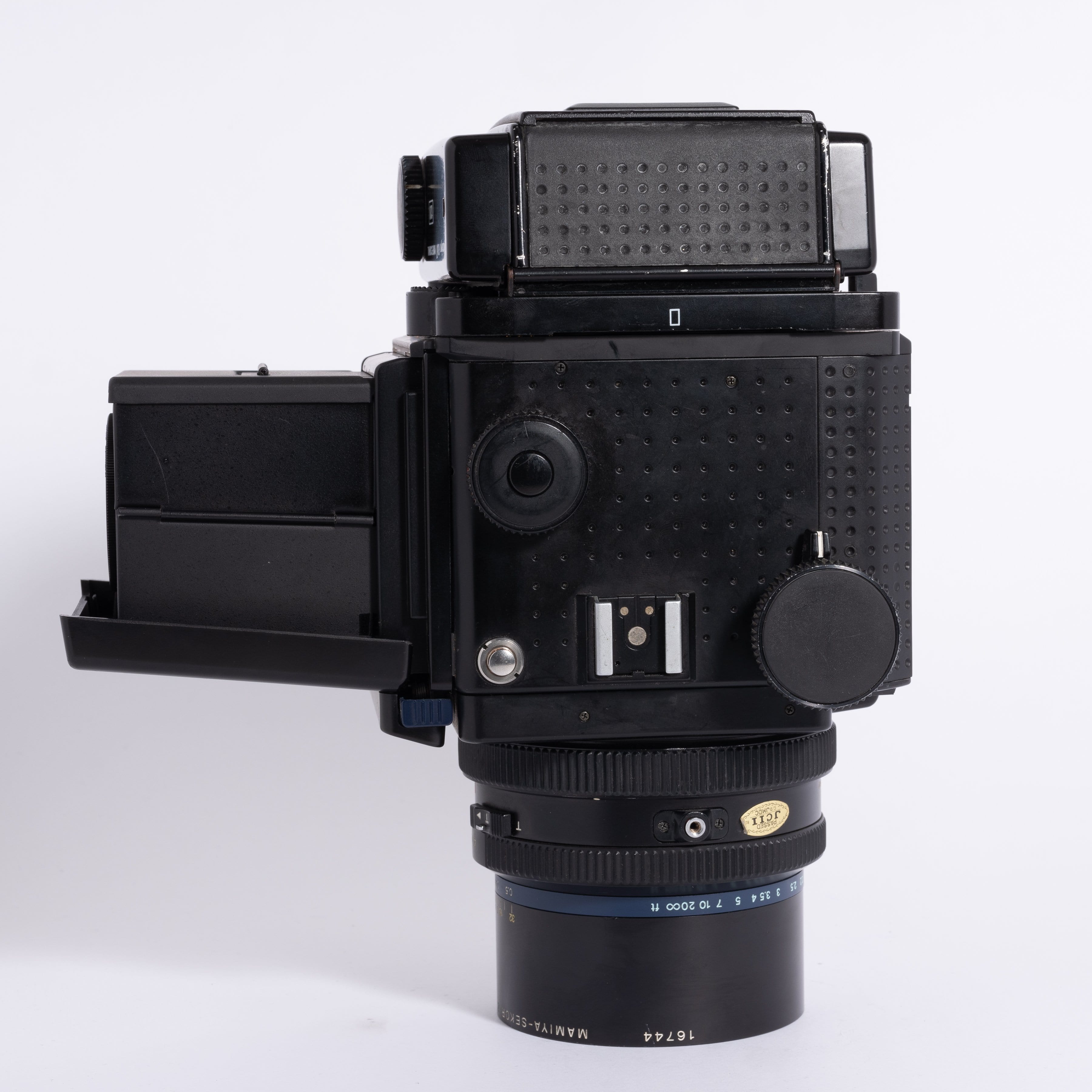 Mamiya RZ67 Professional with Mamiya-Sekor 65mm f/4 Lens --fresh