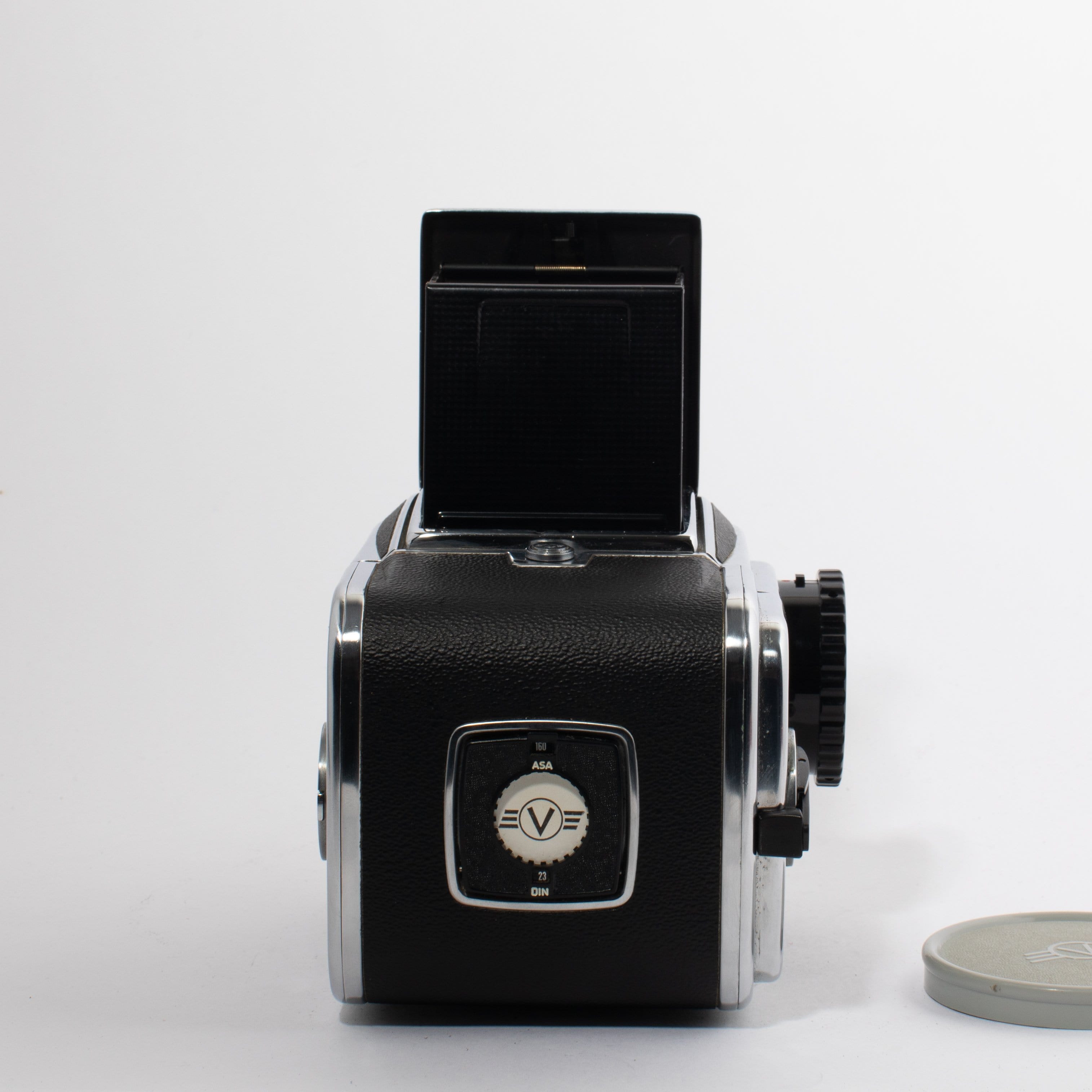 Hasselblad 500C with Zeiss Planar T* 80mm f/2.8 - MINT – Film