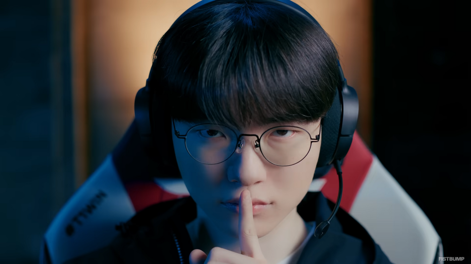 Fakerが「Stray Kids」の新曲MVにサプライズ出演！自身のシグネチャー