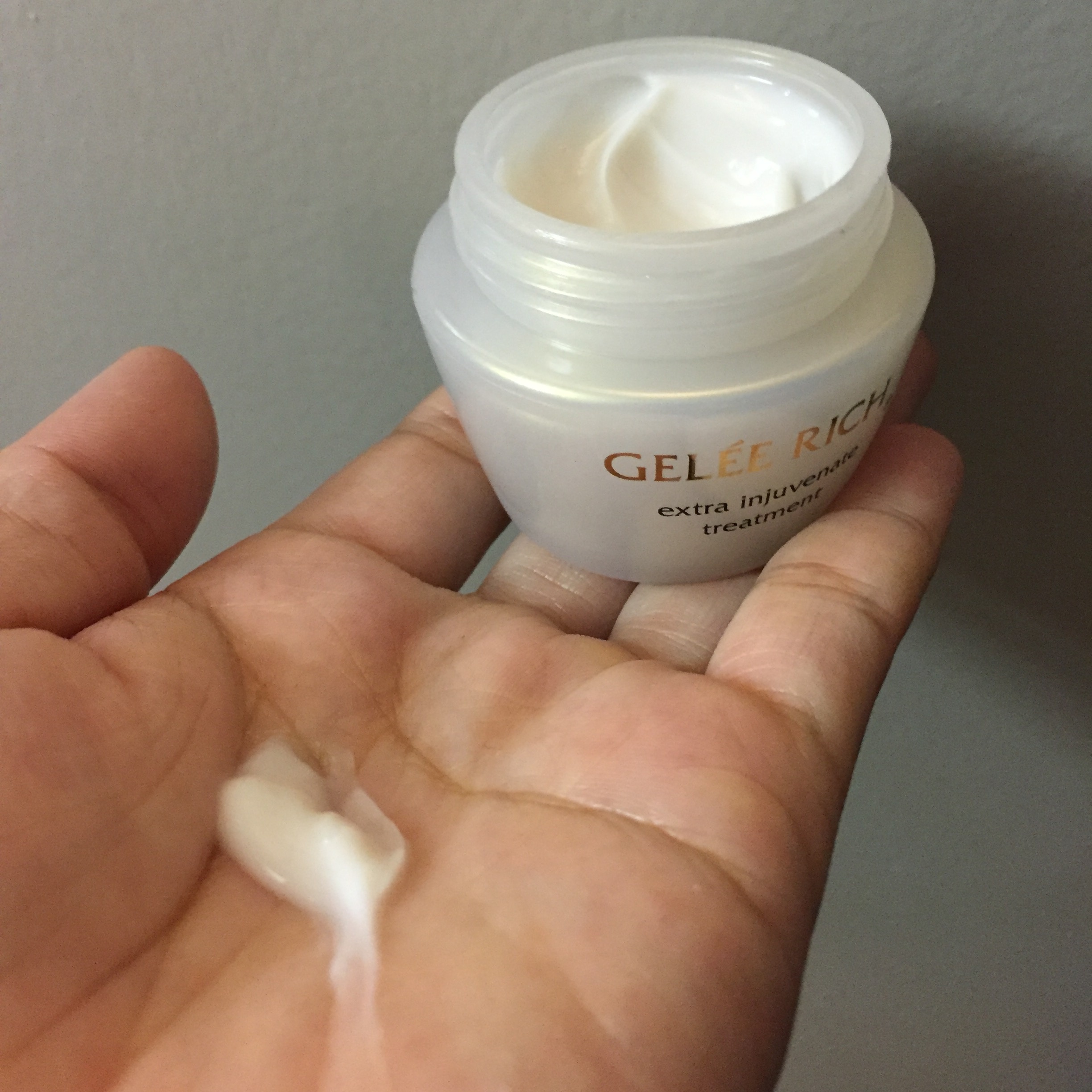 ジュレリッチ / エクストラ インジュビネート トリートメントの公式