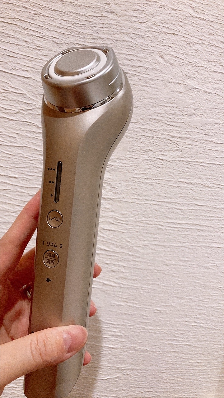 Panasonic / RF美顔器 EH-SR73 N（ゴールド調）の公式商品情報｜美容