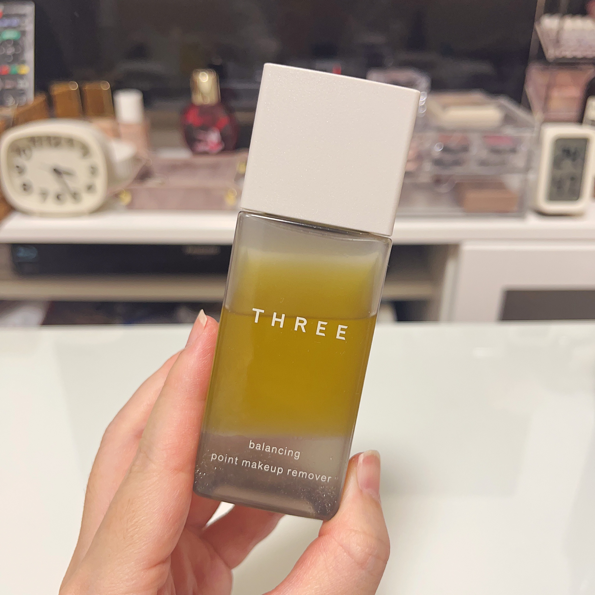 THREE / バランシング ポイントメイクアップ リムーバー Nの公式商品