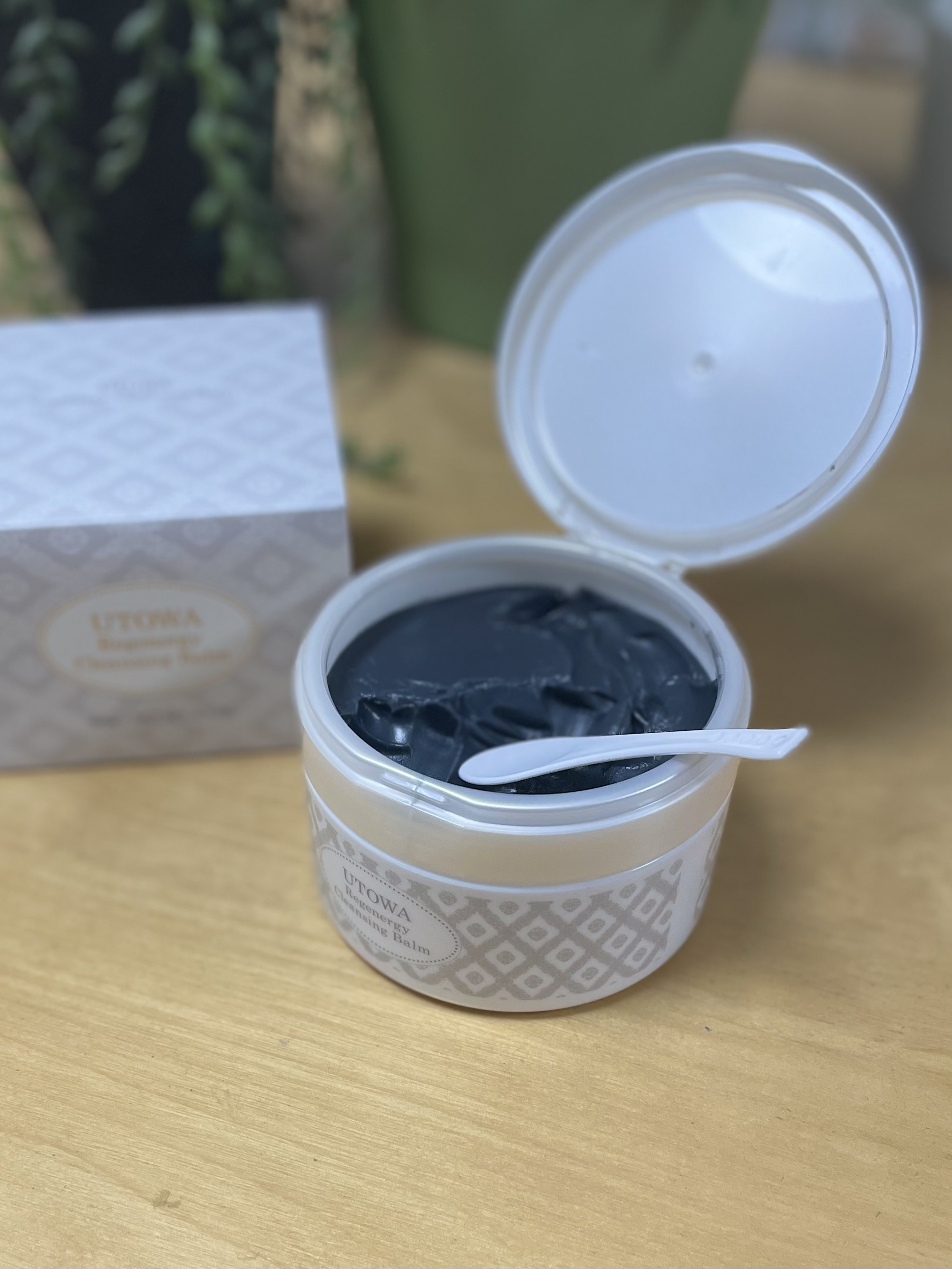 ウトワ / リジェナジークレンジングバームの公式商品情報｜美容