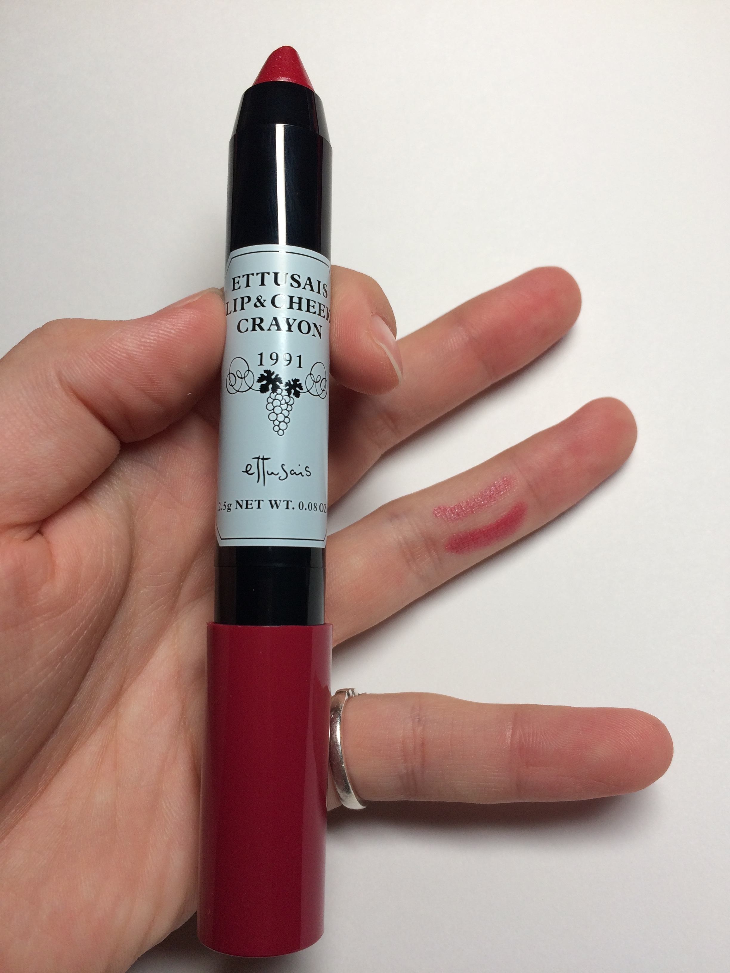 エテュセ / クレヨンリップ＆チーク ワインカラーレッド（RD）の公式