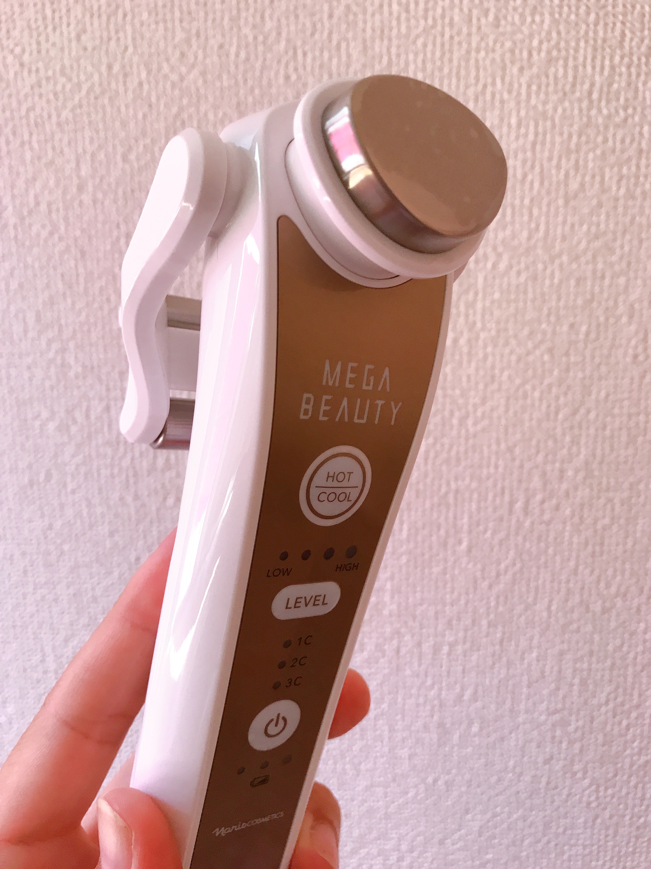 ナリス化粧品 / メガビューティーの商品情報｜美容・化粧品情報は