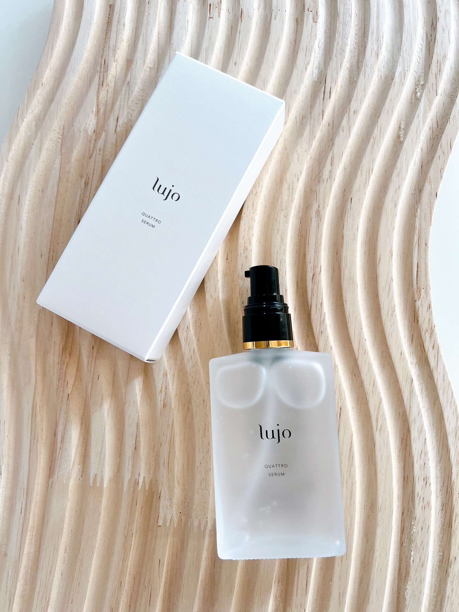 lujo / lujoクアトロセラムの公式商品情報｜美容・化粧品情報はアット