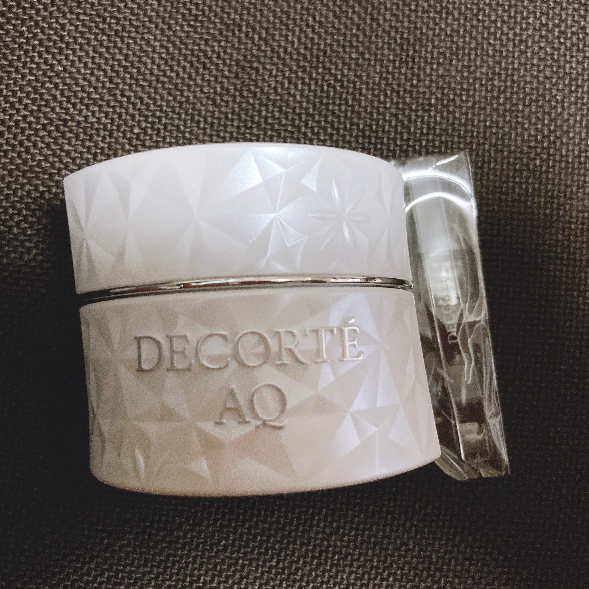 コスメデコルテ / AQ ホワイトニング クリームの公式商品情報｜美容