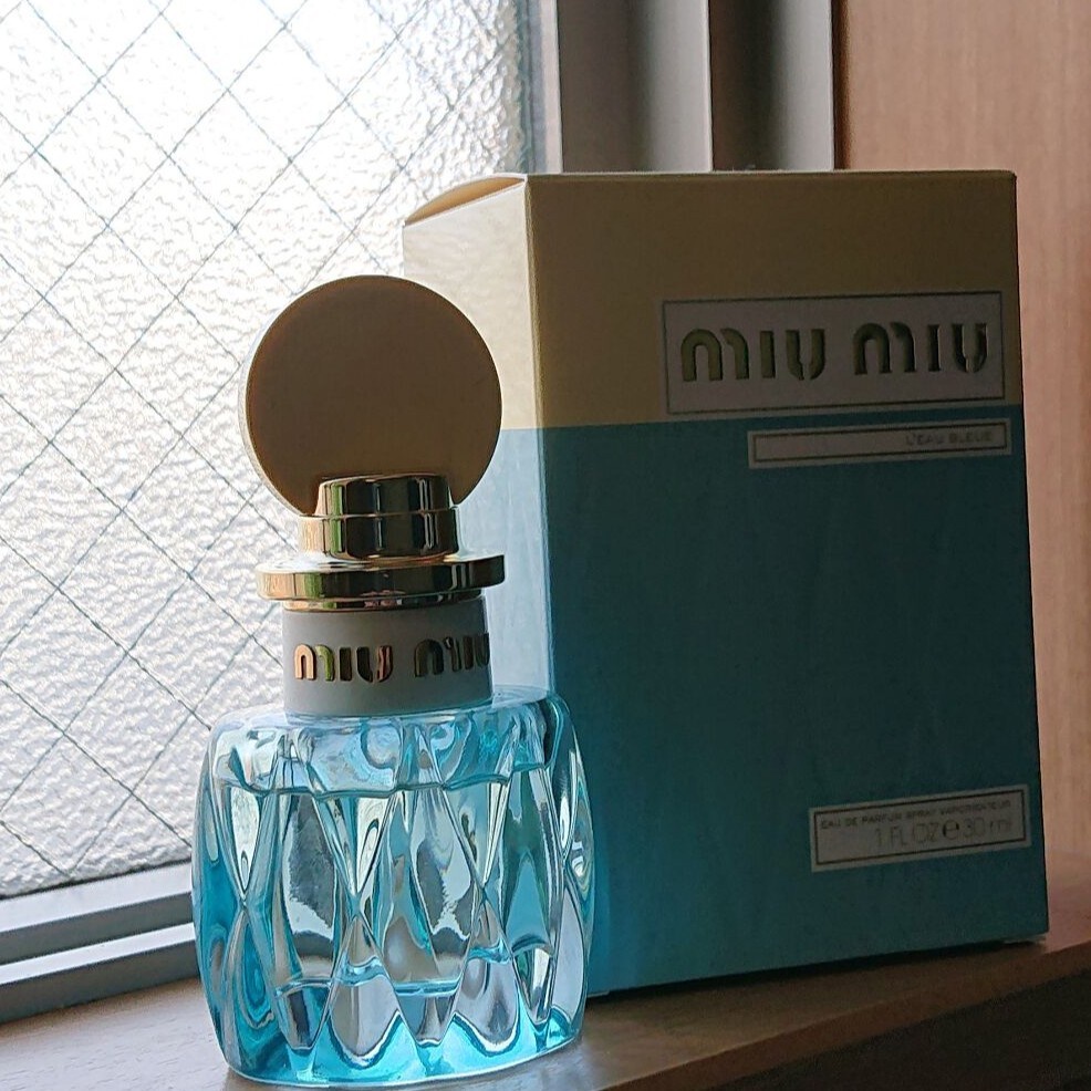 ミュウミュウ / ミュウミュウ ロー ブルー オードパルファムの公式商品