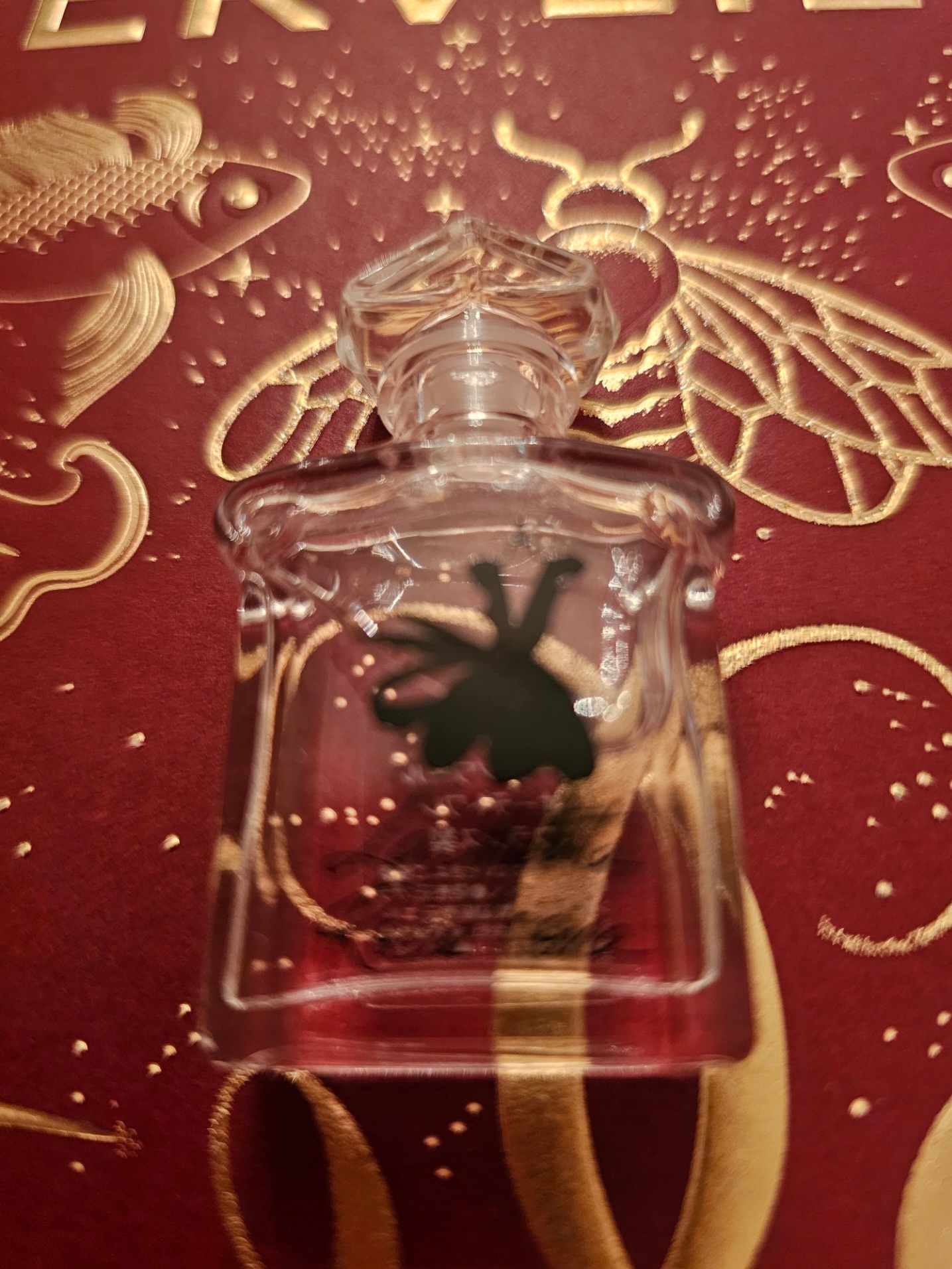 ゲラン / ラ プティット ローブ ノワール オーデトワレの公式商品情報