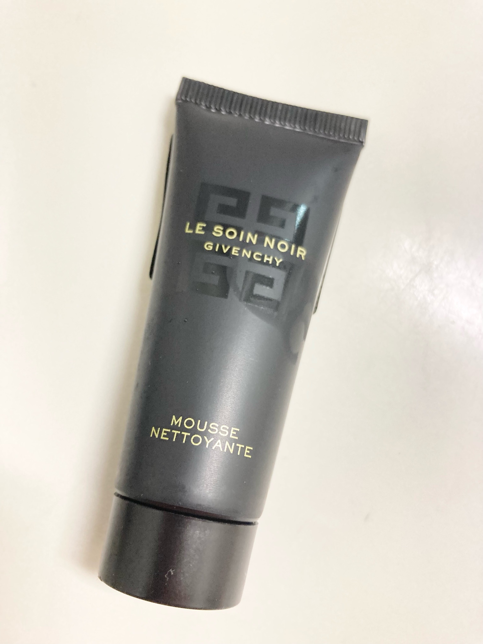 ジバンシイ / ソワン ノワール ネトワイヤージュ Nの公式商品情報