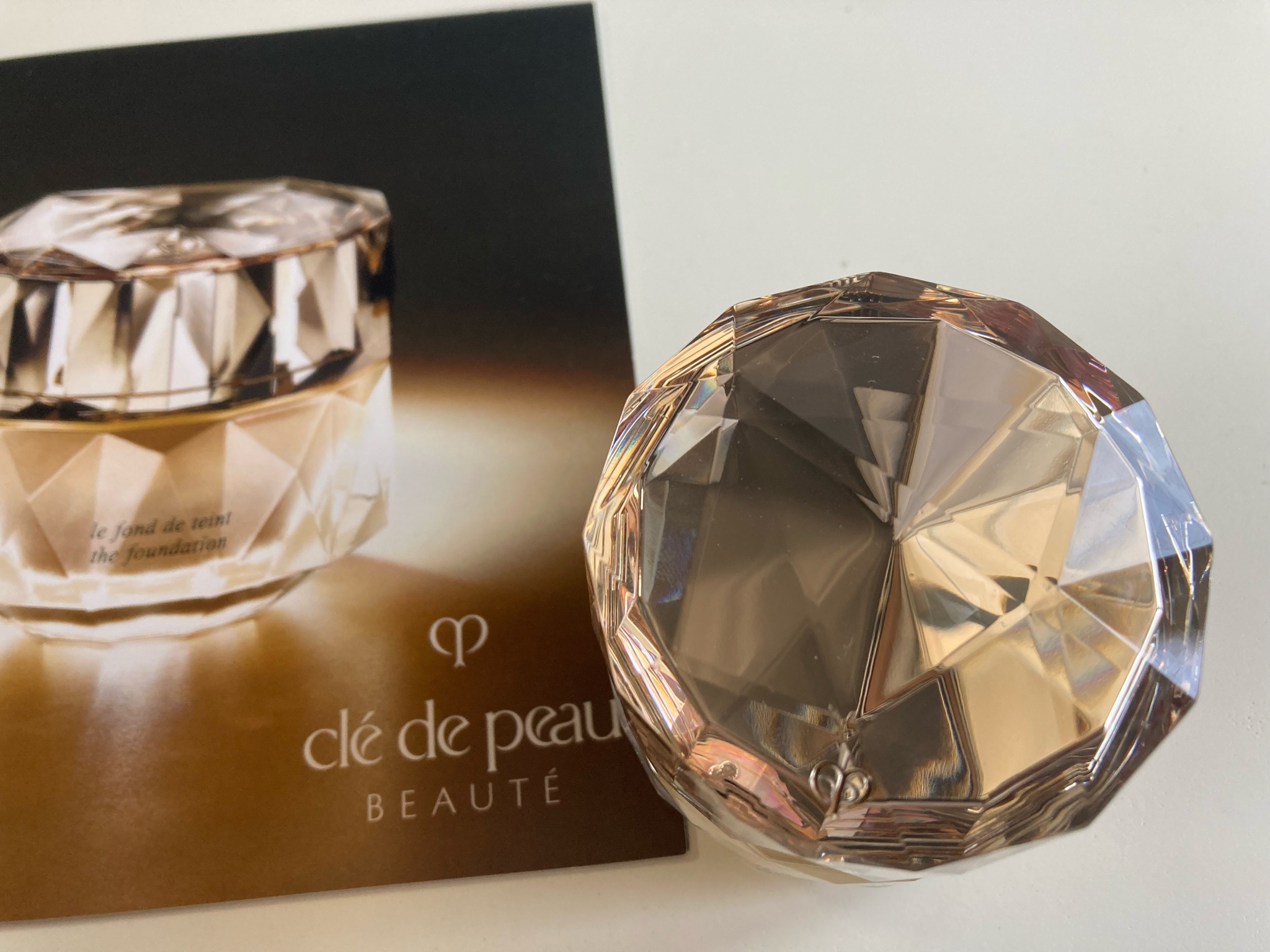 クレ・ド・ポー ボーテ / ル・フォンドゥタン オークル20の公式商品