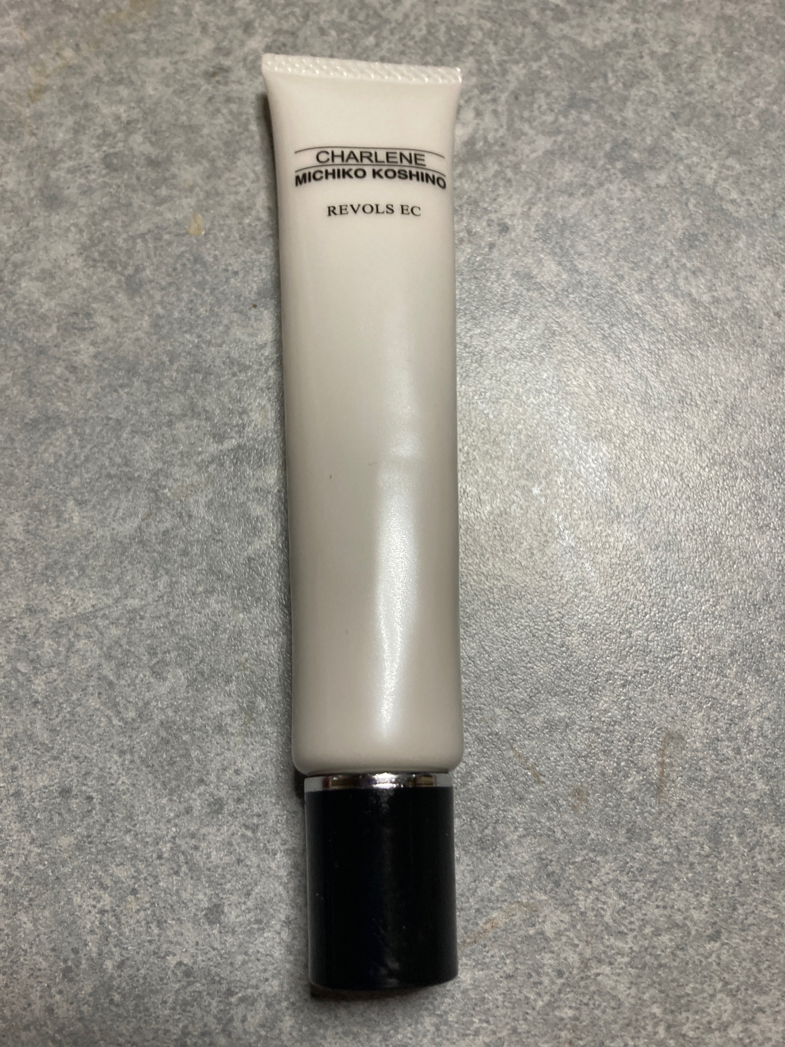 CHARLENE/MICHIKO KOSHINO / レボルスアイクリームの口コミ一覧（20代