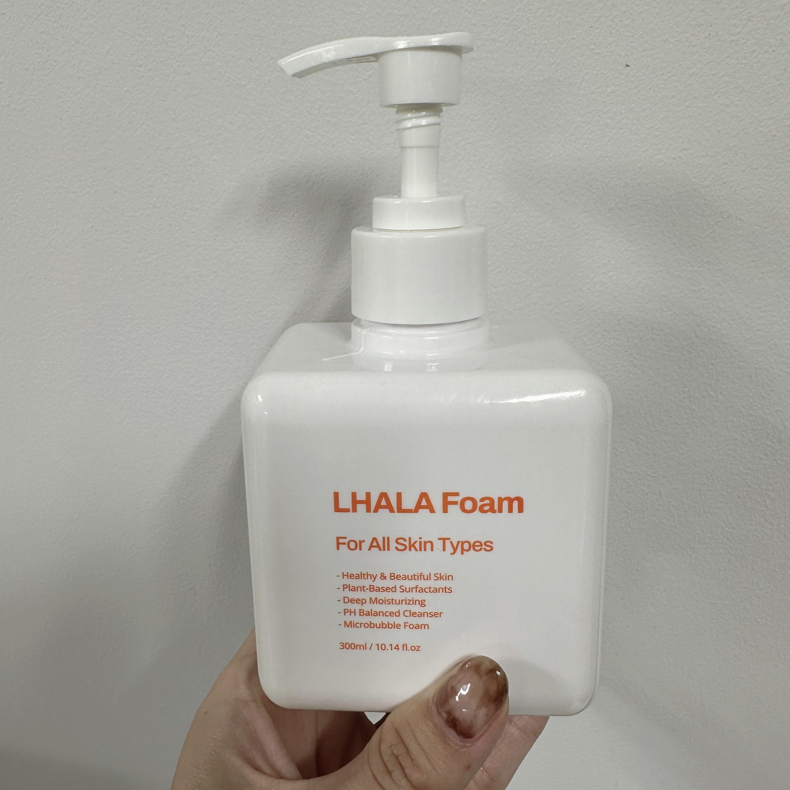 ララピール / ララフォームマイクロバブルクレンザーの公式商品情報