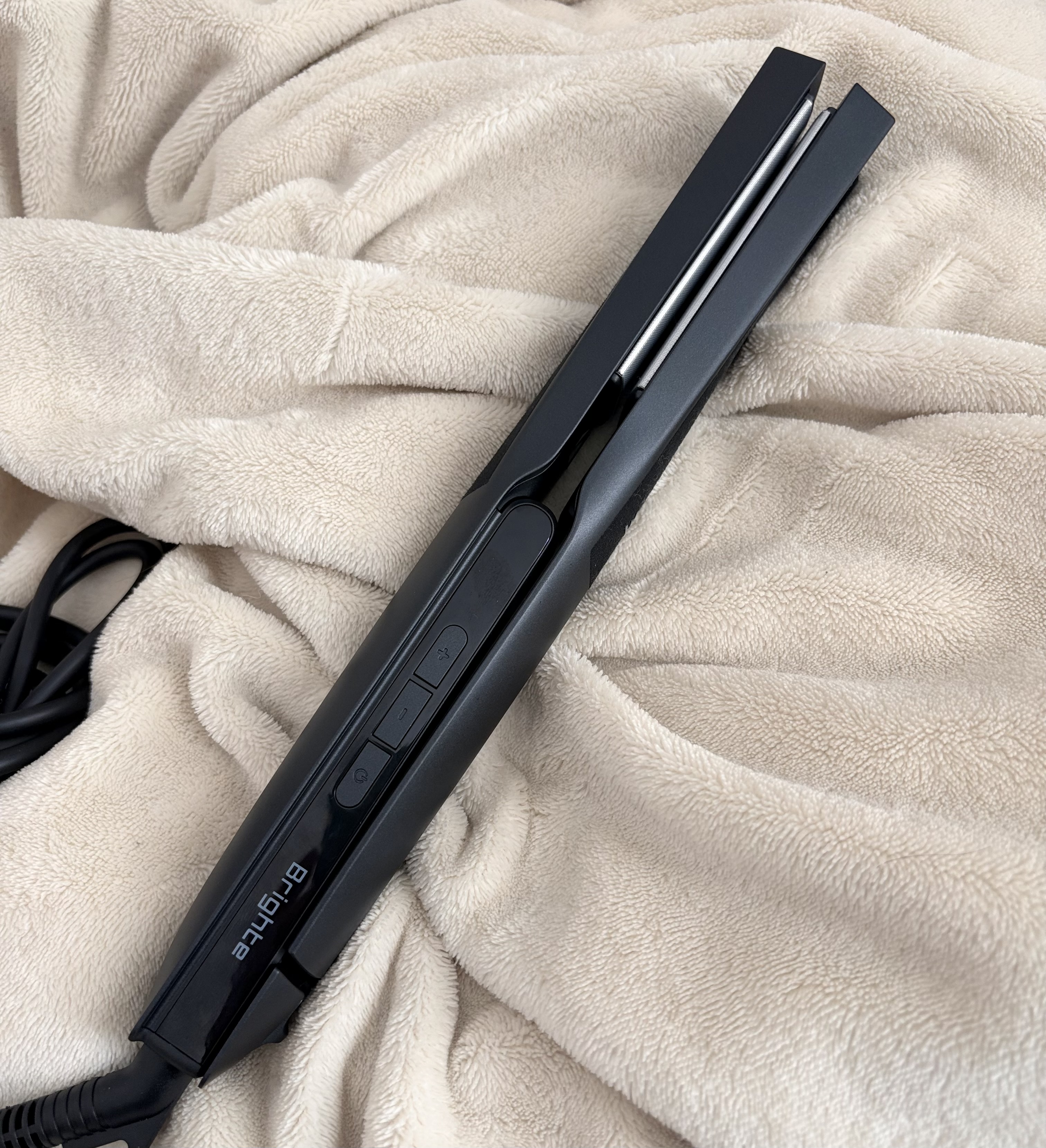 Brighte / 3D SILK STRAIGHT IRON BLACKの公式商品情報｜美容・化粧品