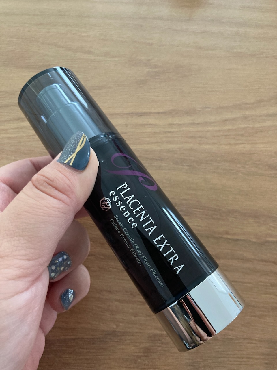 idea(イデア) / プラセンタ エクストラ エッセンスの公式商品情報